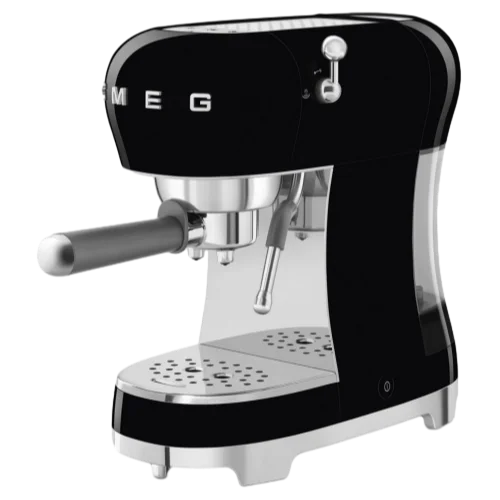 Smeg ECF02PKEU фото